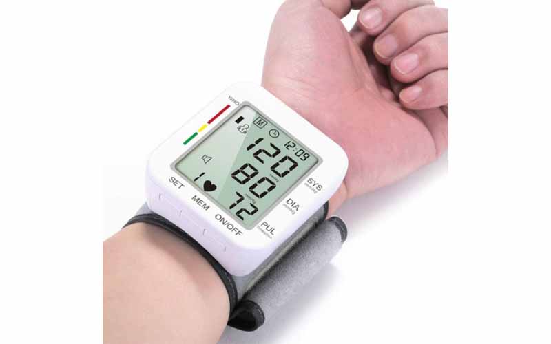 Wrist-blood-pressure-monitor